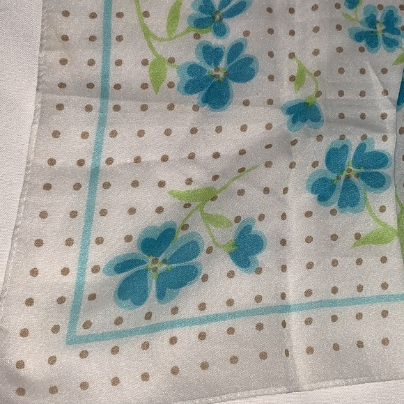 3 vintage floral head scarves - Picture 6 of 11